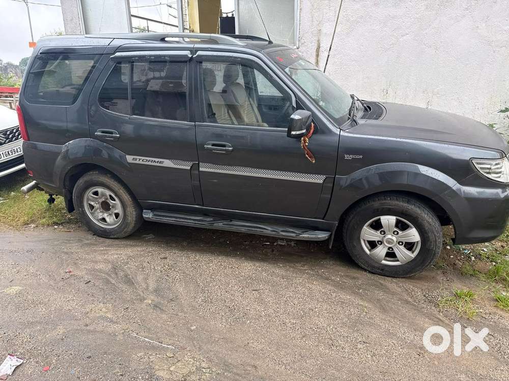 Tata Safari Storme 2017 Diesel Good Condition