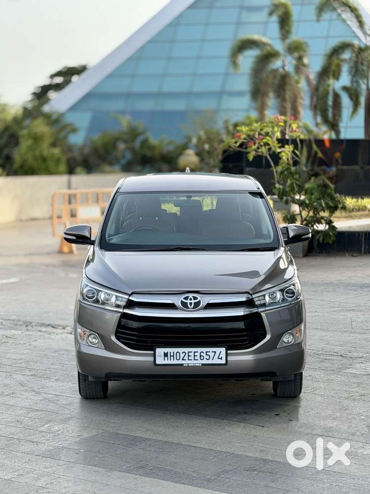 Toyota Innova Crysta 2.4 V 8 Str, 2016, Diesel