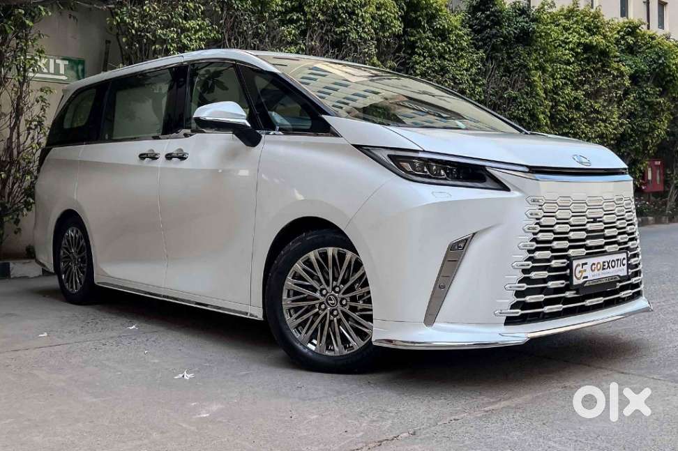 Lexus Lm 350h 4 Str Ultra Luxury, 2025, Petrol