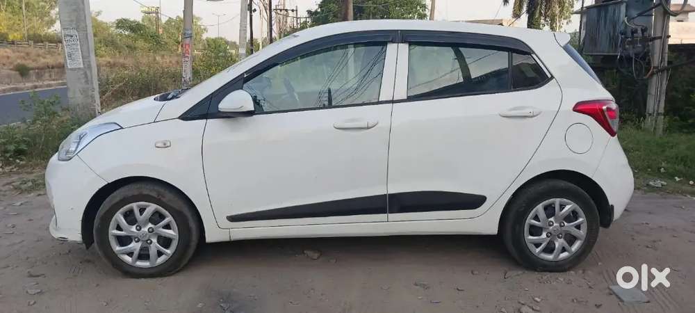 2018 Model Grand I10
Magna Optional
Brand New Tyres 
50 Hjar Chali