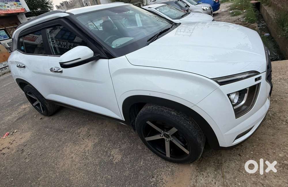 Hyundai Creta Ex Petrol Mt  Nov 2020 (2021 Usage)