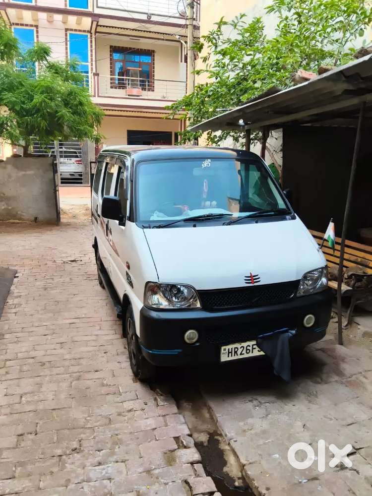 Bahut Hi Badhiya Condition Mein Hai Maruti Eeco Jis Bhai Ko Leni Hai