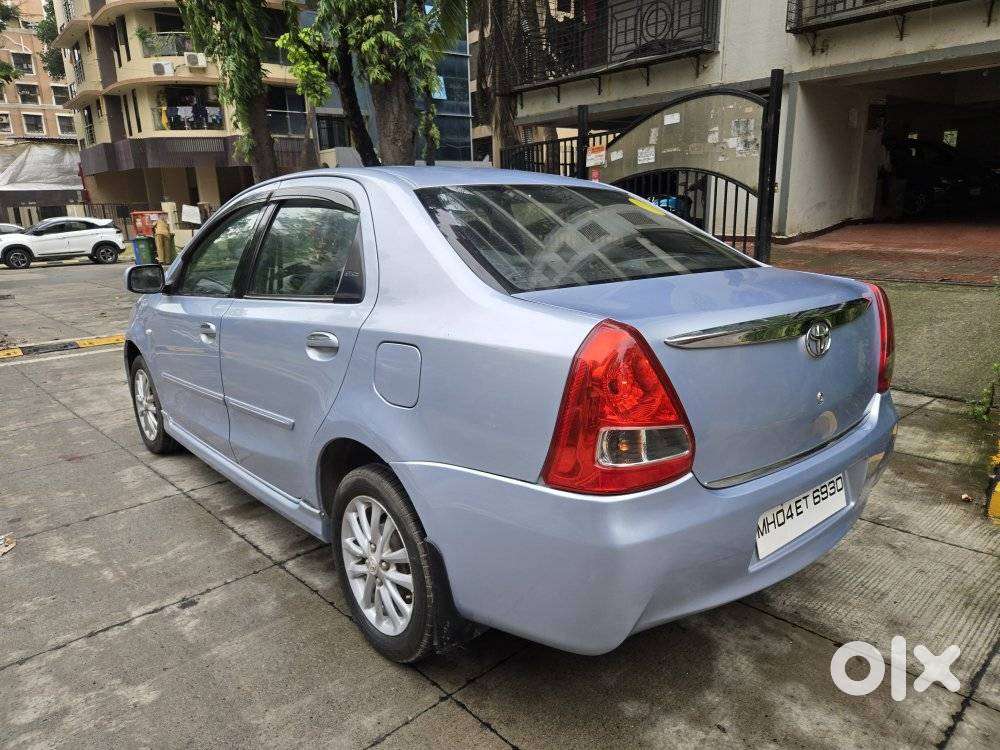 Toyota Etios V, 2011, Petrol