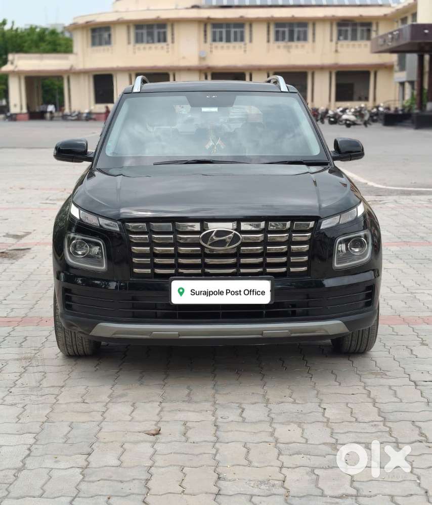 Hyundai Venue Sx Mt, 2023, Petrol