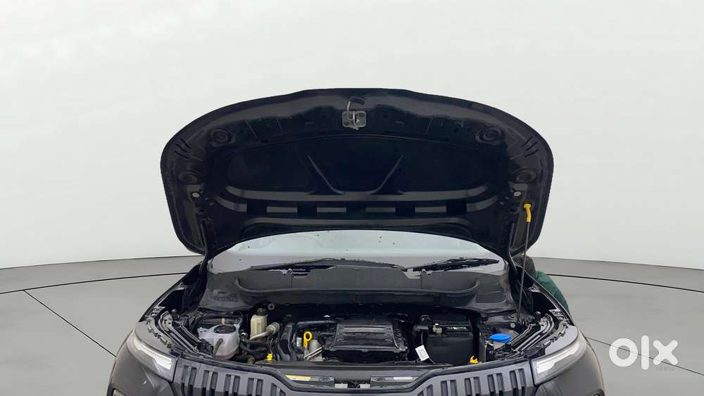 Skoda Kylaq Prestige At, 2025, Petrol
