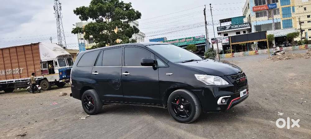 Toyota Innova 2.5 Diesel 2011 Full Modified Super Condion Hr Vehicle