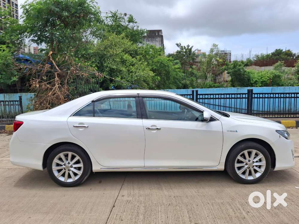 Toyota Camry Hybrid, 2014