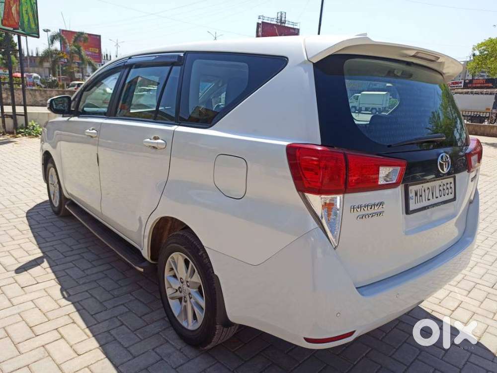 Toyota Innova Crysta 2.4 G Mt 8s, 2023, Diesel