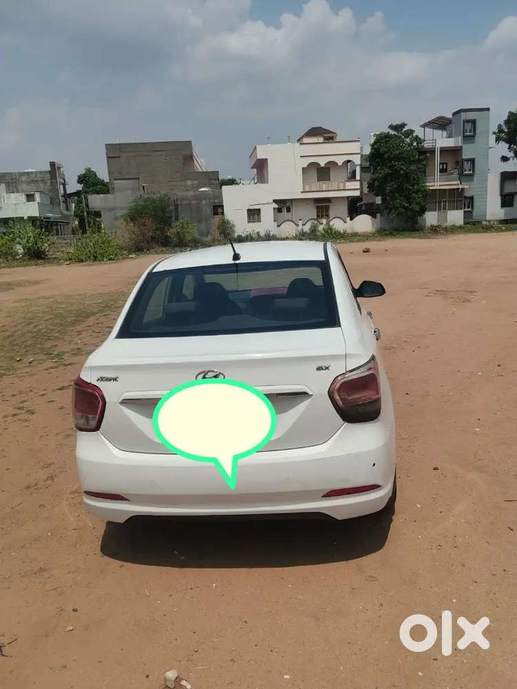 Hyundai Xcent 2015