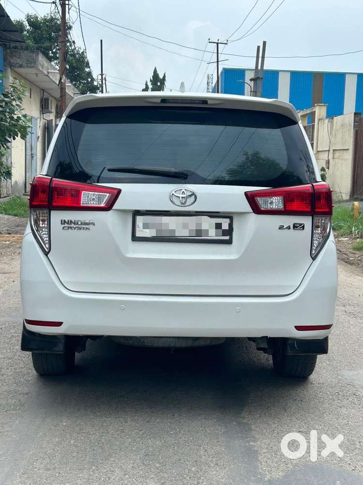 Toyota Innova Crysta 2.4 Z 7 Str, 2016, Diesel