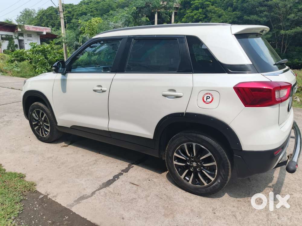 Maruti Suzuki Brezza 1.5 Zxi Plus Smart Hybrid, 2021, Petrol