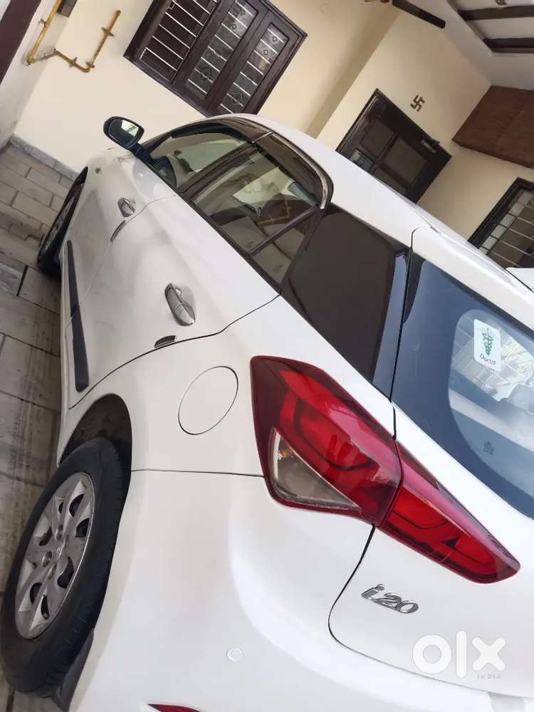 Hyundai Elite I20 2017 Diesel 67000 Km Driven