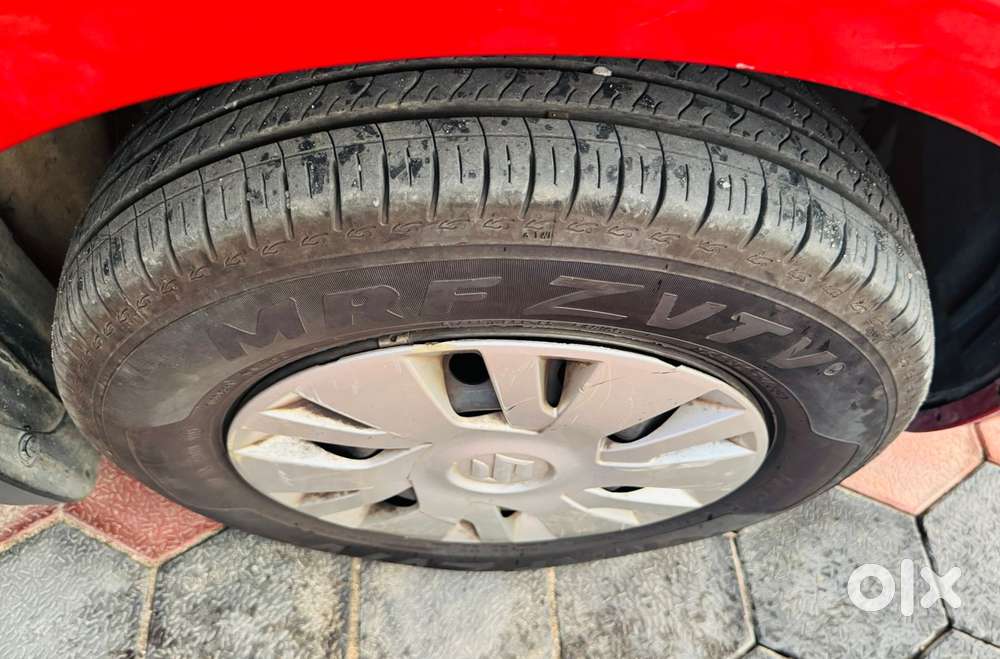 Maruti Suzuki Swift Vxi + Manual, 2013, Petrol