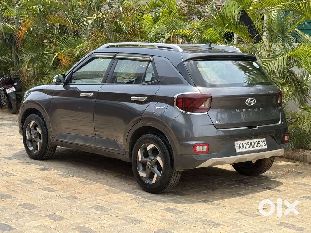 Hyundai Venue Sx Mt, 2021, Diesel