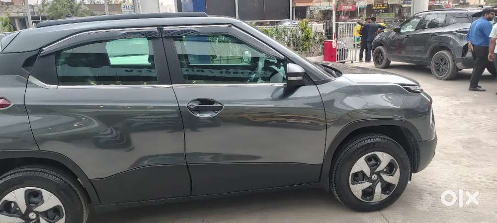 Tata Punch Pure Icng September-2025