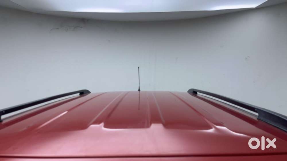 Mahindra Tuv 300 T8, 2016, Diesel