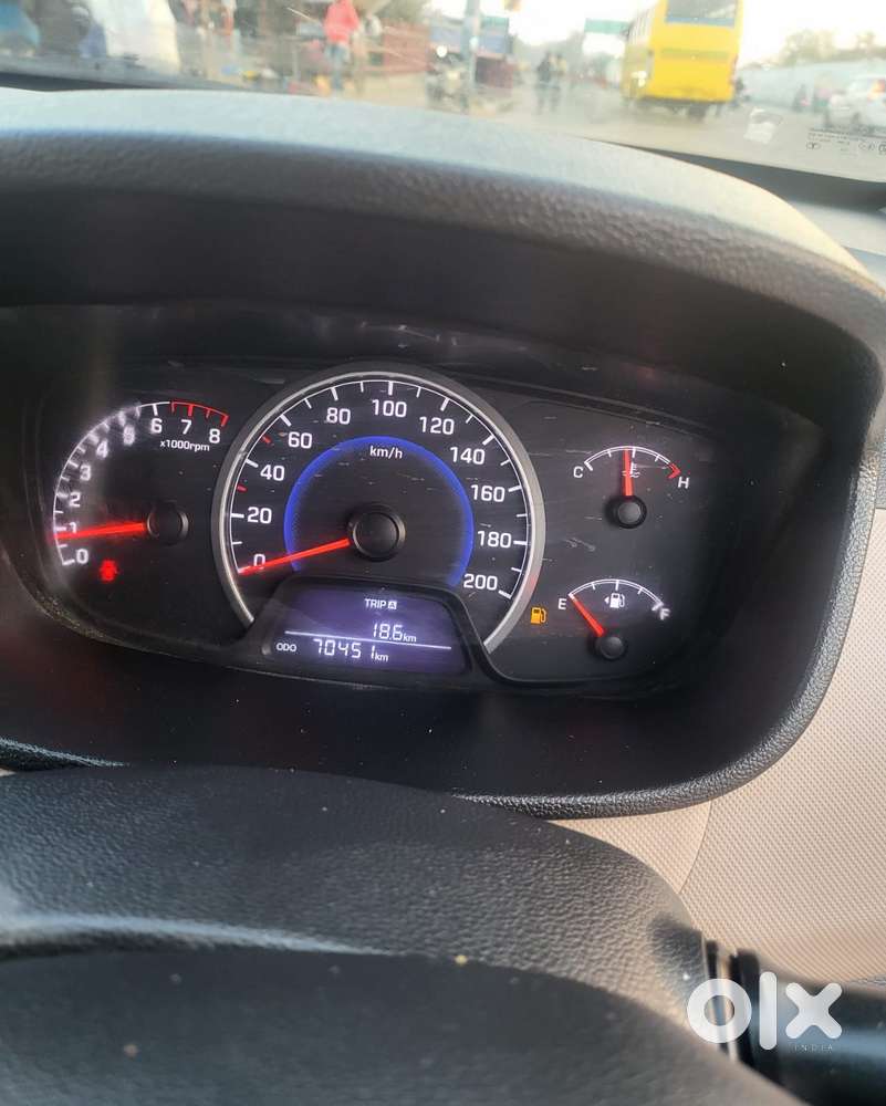 Hyundai Grand I10 Sportz 1.2 Kappa Vtvt, 2016, Petrol