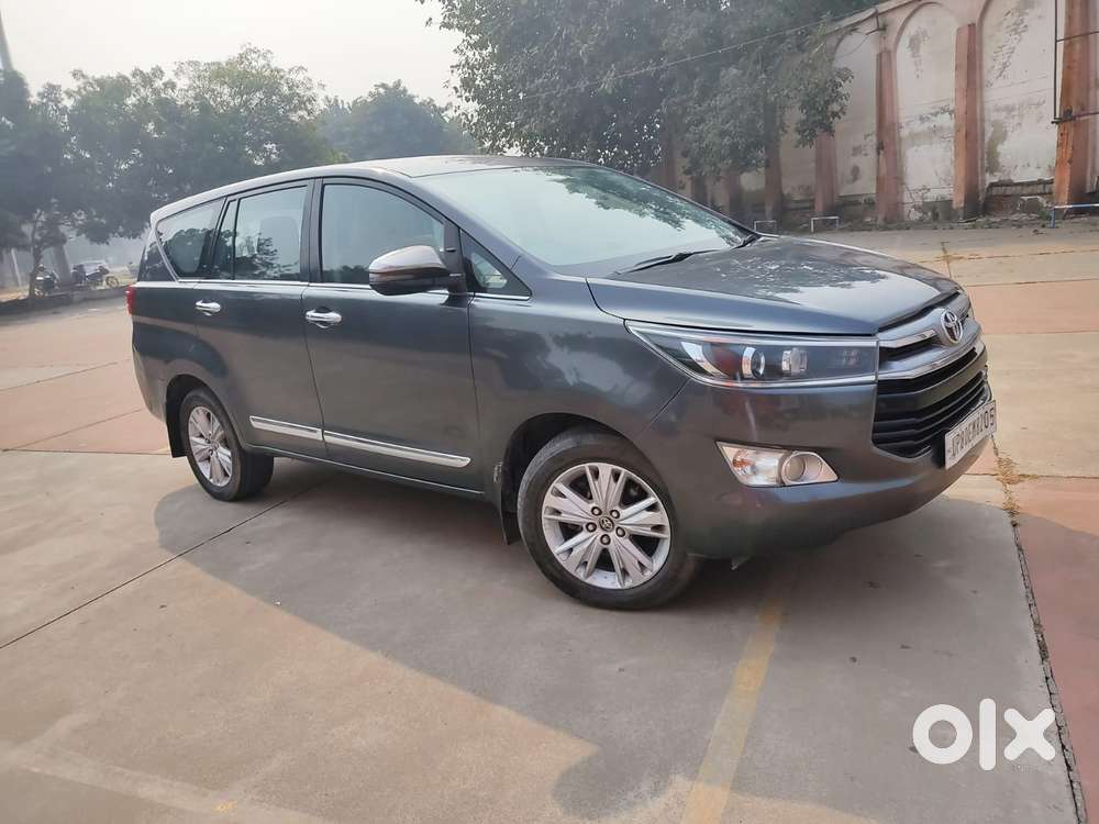Toyota Innova Crysta 2.8z Automatic, 2018, Diesel
