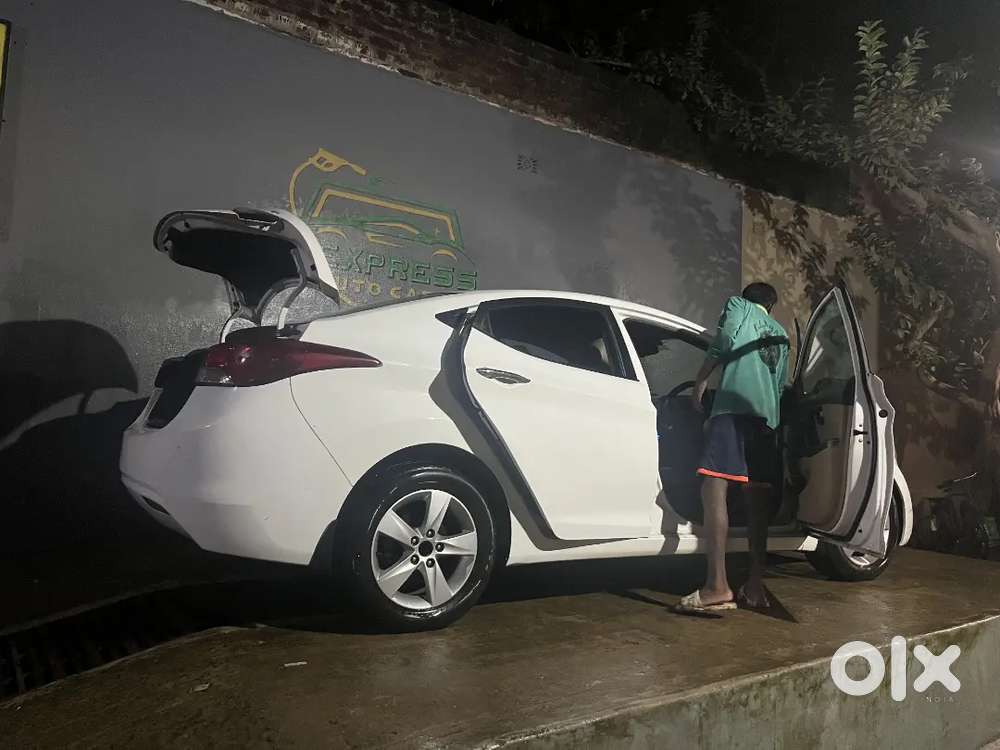 Hyundai Elantra Crdi Sx 2013