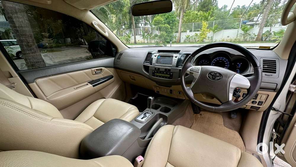 Toyota Fortuner 2011-2016 4x2 At, 2012, Diesel