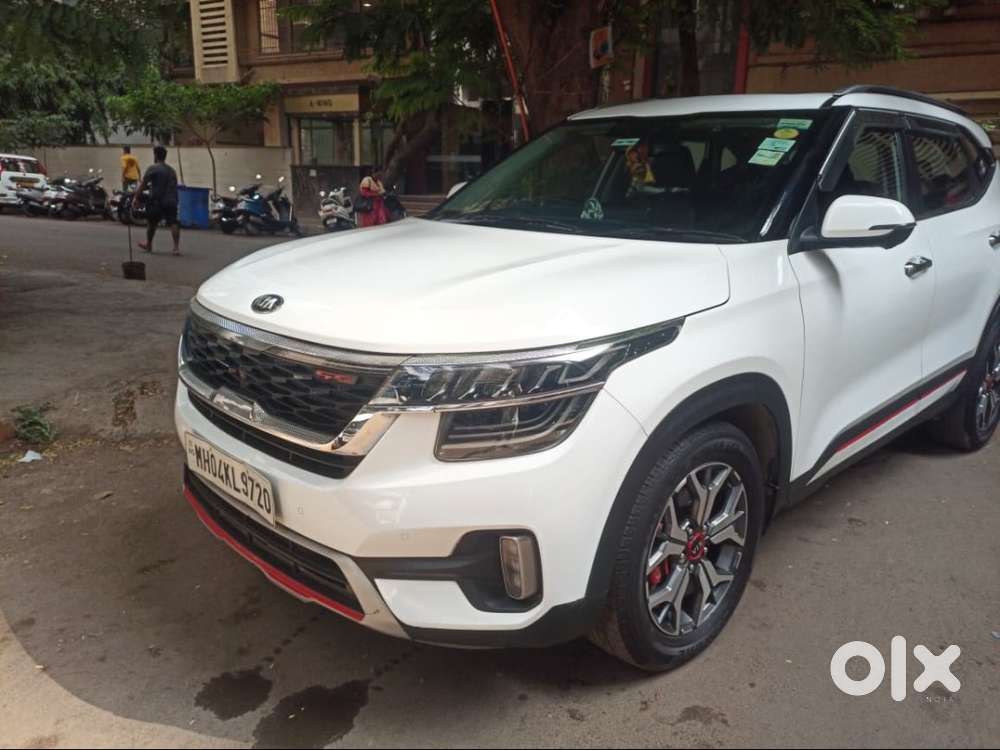 Kia Seltos White Colour