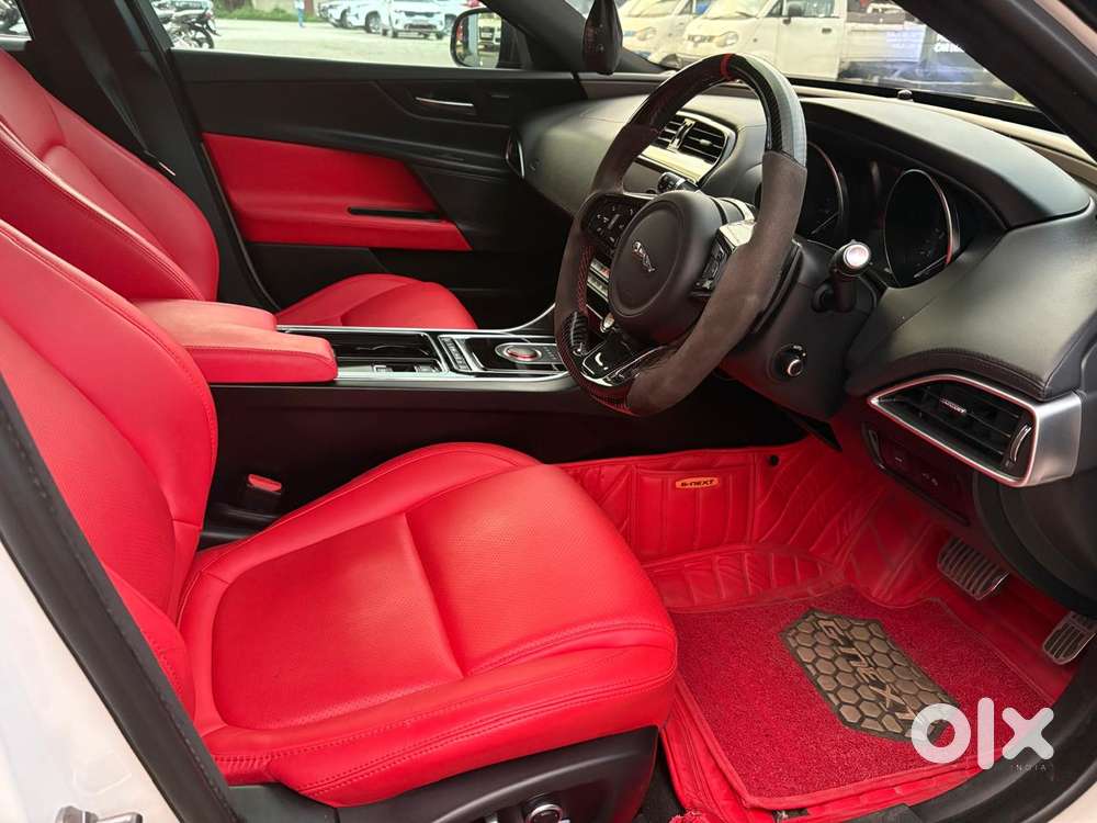 Jaguar Xe Prestige, 2019, Petrol