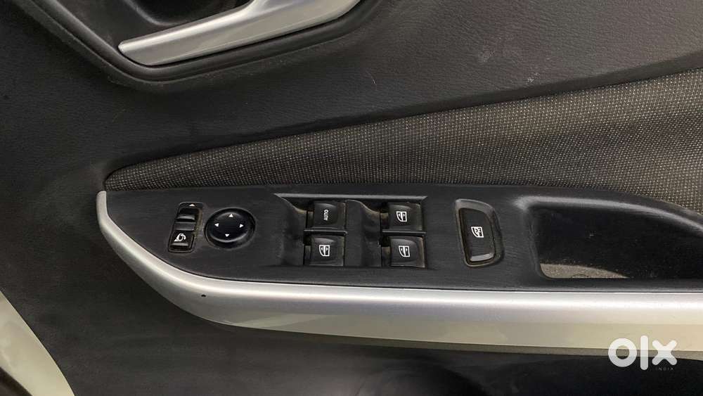 Nissan Magnite 1.0 Xv Premium Turbo (o) Dual Tone, 2021, Petrol