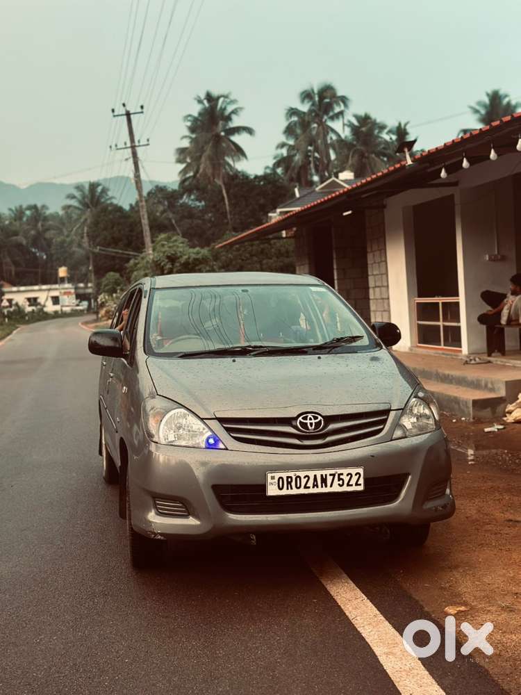 Toyota Innova Hybrid 2007 Year