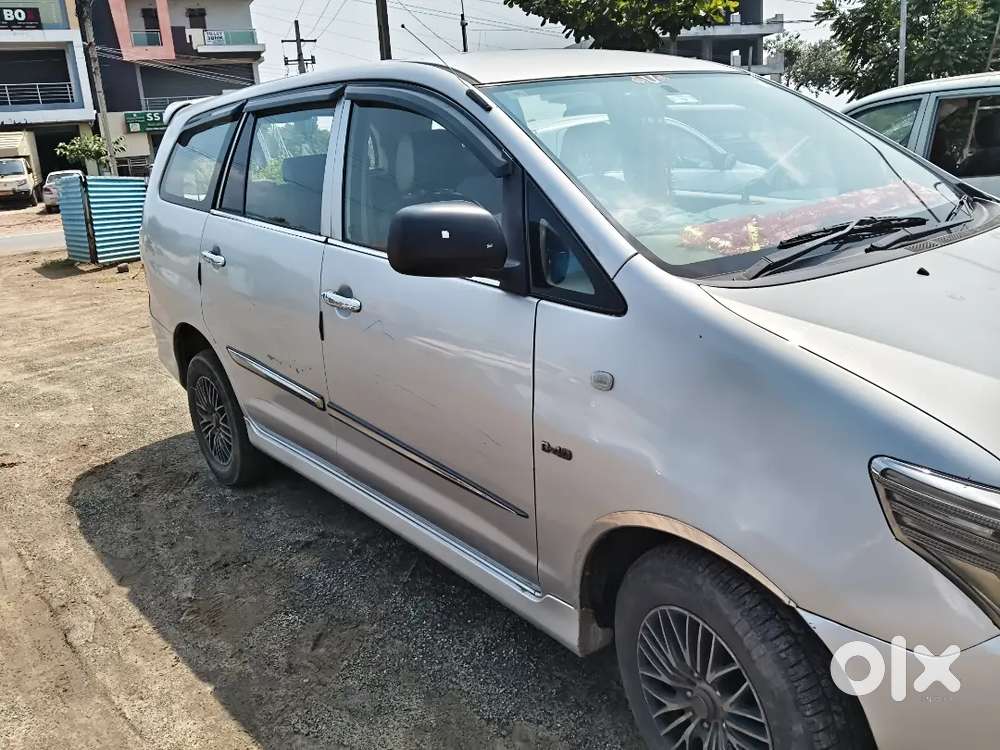 Toyota Innova 2.5 G4 2013