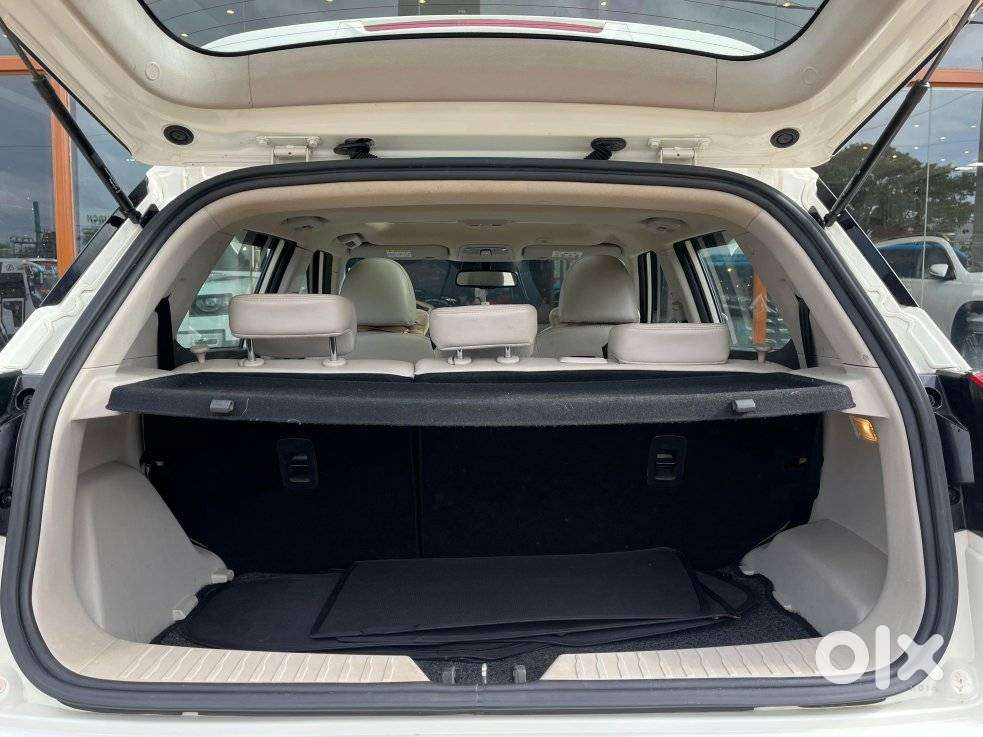 Mahindra Xuv300 1.2 W8 (o) Amt Petrol, 2020, Diesel
