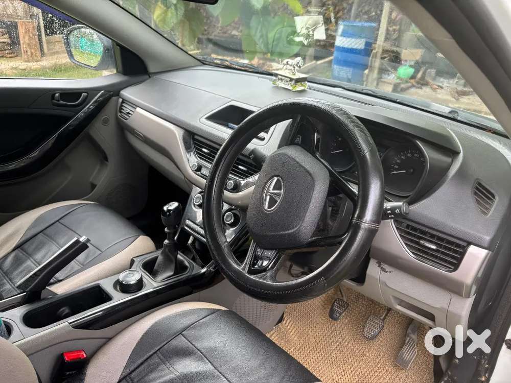 Tata Nexon Xm