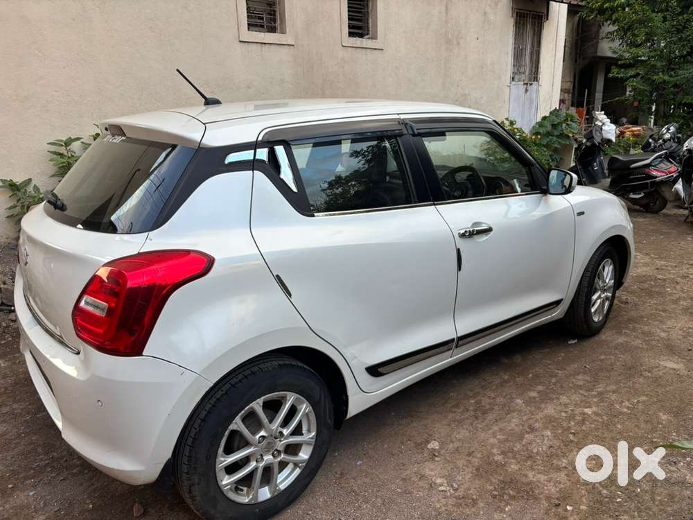 Maruti Suzuki Swift 2018 Diesel 130000 Km Driven Vip Number 0004