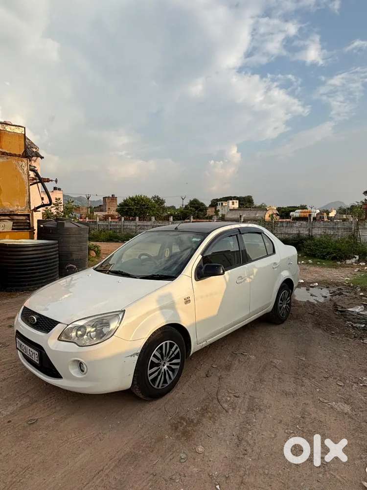 Model :2010
Second Owner
Android System
Reverse Camera