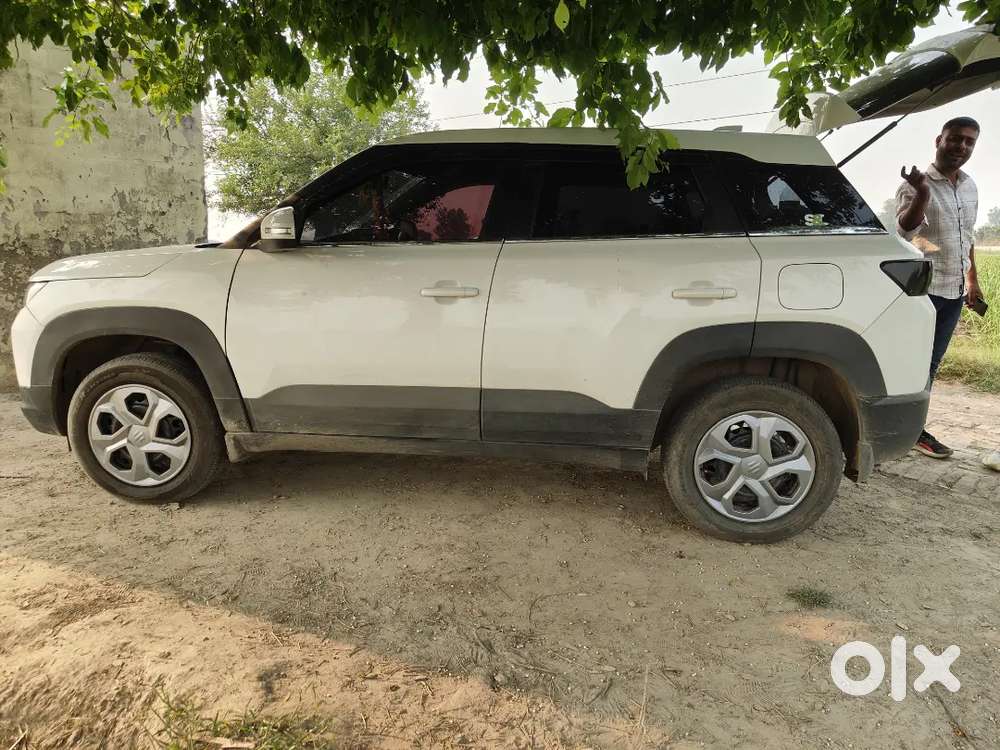 Maruti Suzuki Brezza 2024 Cng & Hybrids 22500 Km Driven