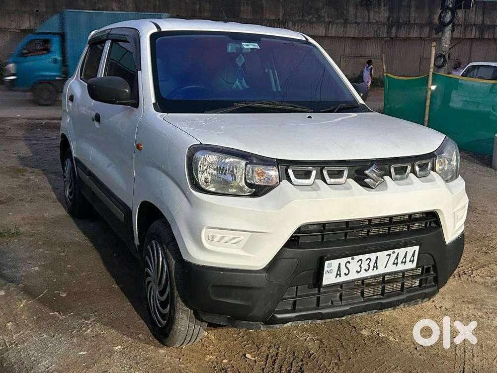 Maruti Suzuki S-presso Vxi, 2023, Petrol