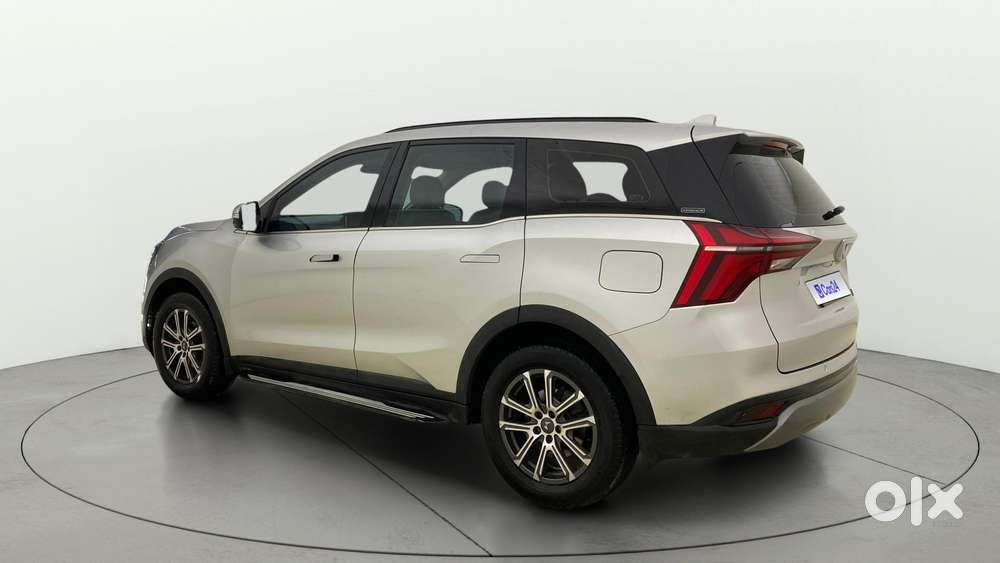 Mahindra Xuv700 2.0 Ax 7 Petrol Mt Str, 2021, Petrol