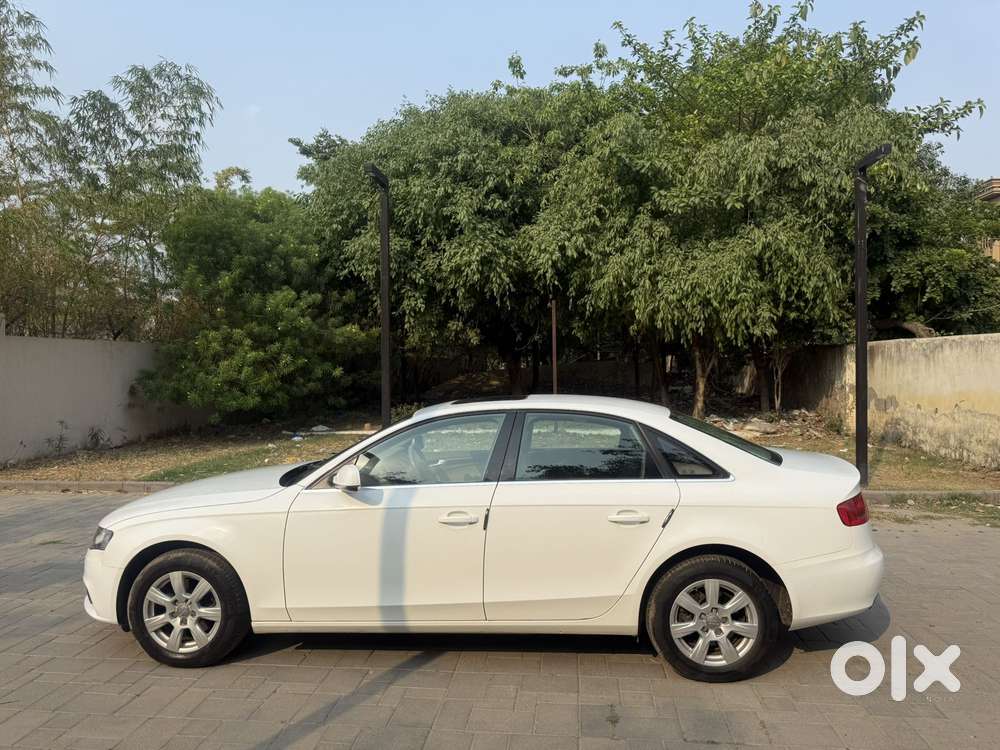 Audi A4, 2012, Petrol