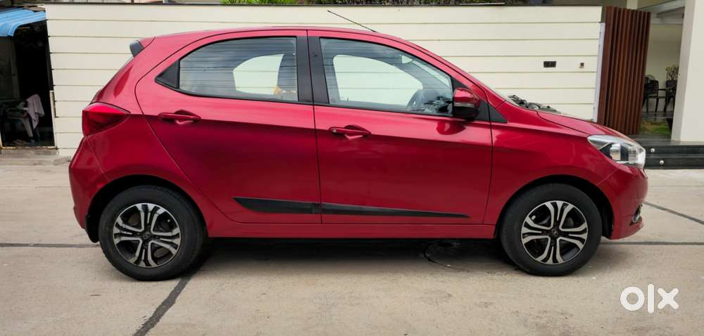 Tata Tiago 1.2 Revotron Xza, 2019, Petrol