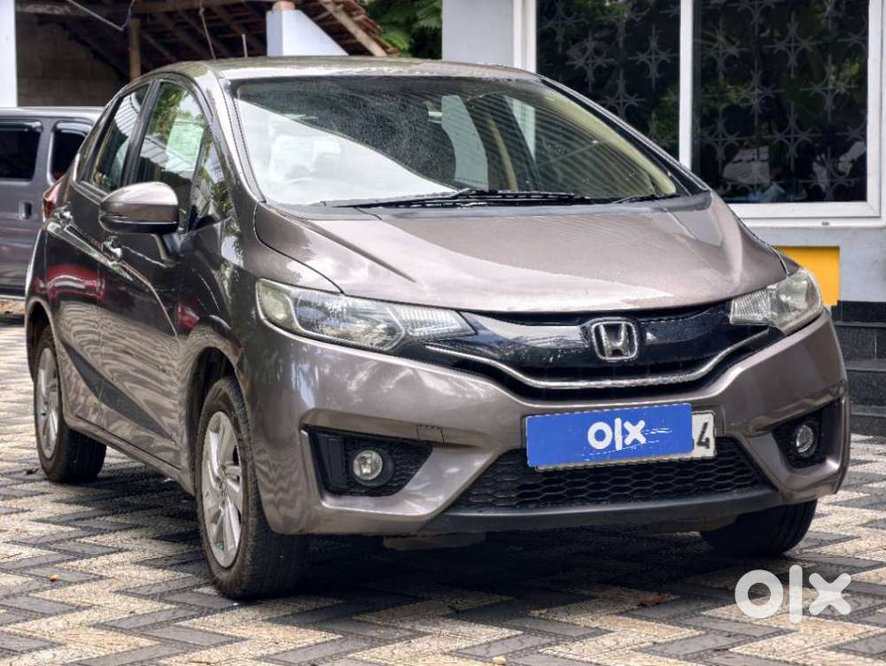 Honda Jazz V Automatic, 2016, Petrol