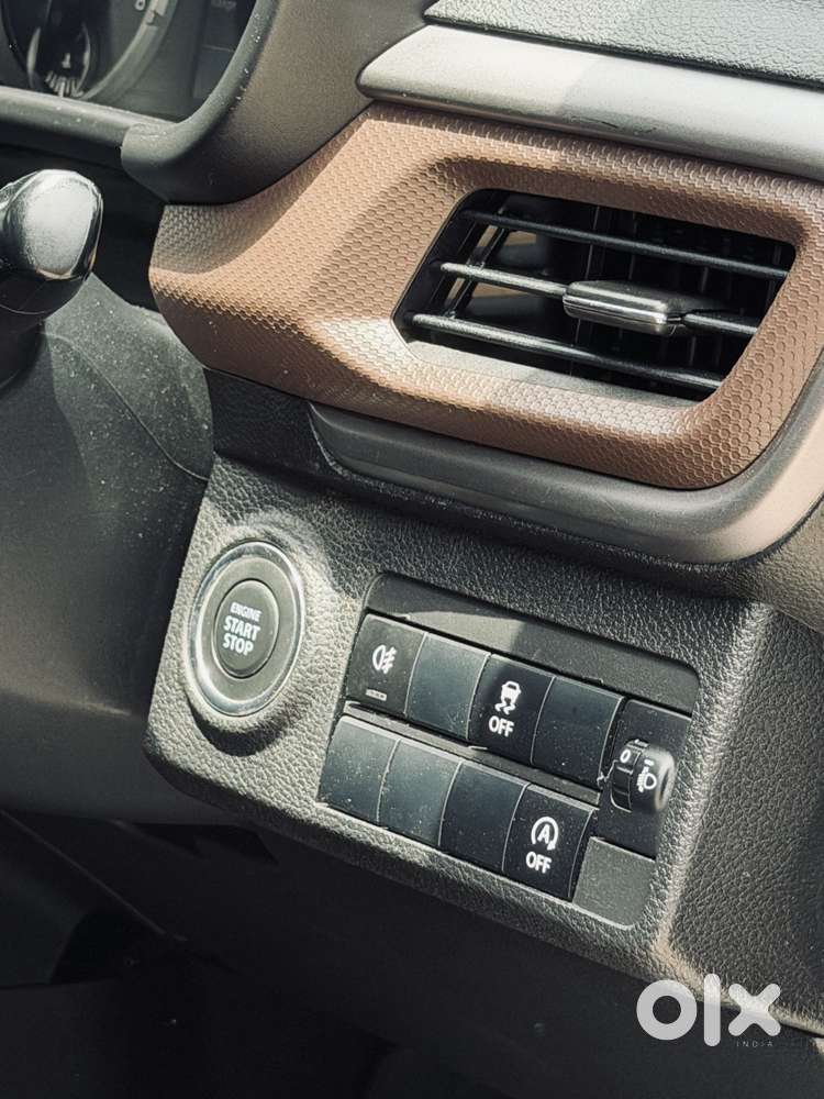 Maruti Suzuki Brezza 1.5 Zxi Plus Smart Hybrid, 2024, Petrol