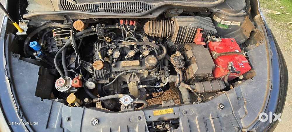 Tata Altroz Ev Petrol Well Maintained