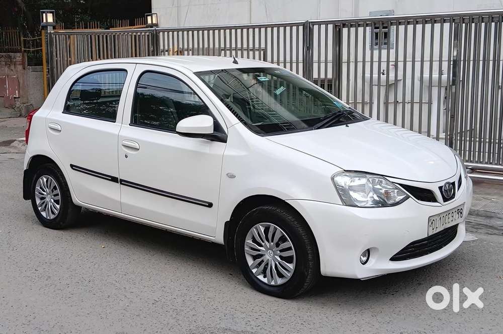Toyota Etios Liva G Exclusive, 2015, Petrol
