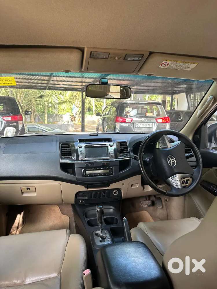 Toyota Fortuner 2015