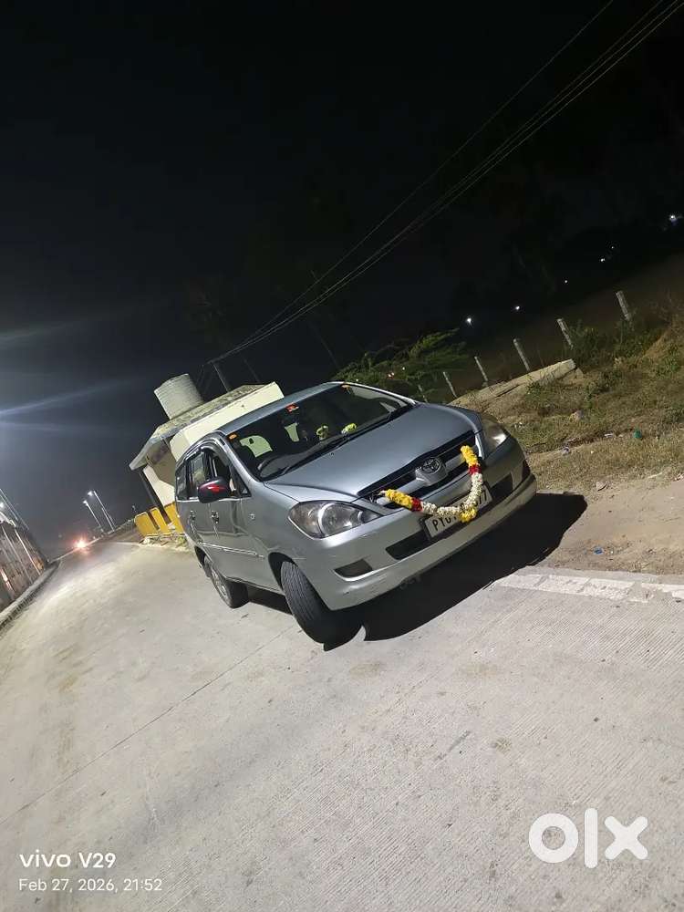 Toyota Innova Diesel 2005 Variant