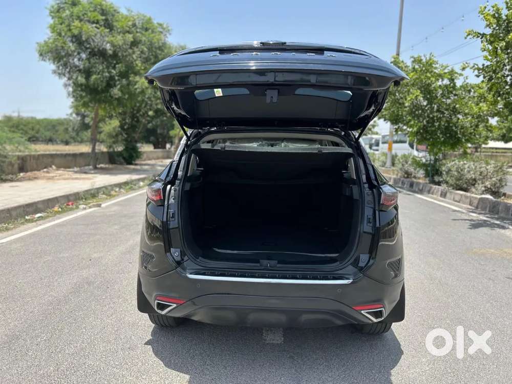 Tata Harrier 2.0 Kryotec Xt Plus Dark Edition, 2021, Diesel