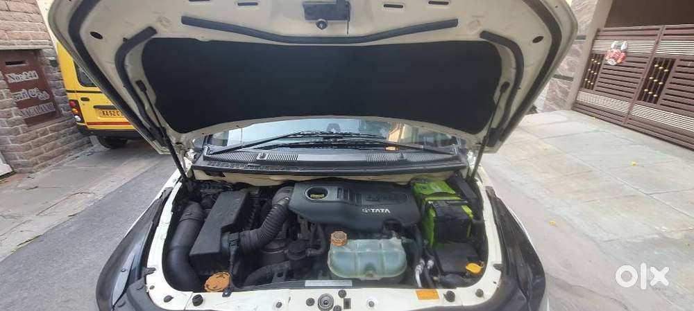 Tata Hexa 2.2 Xt 4x2 7 Str, 2018, Diesel