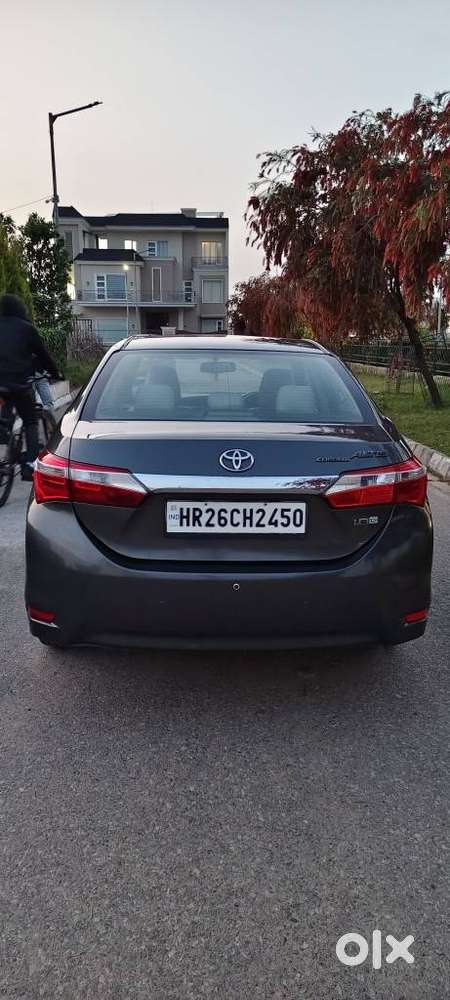 Toyota Corolla Altis 2010-2013 G, 2014, Petrol