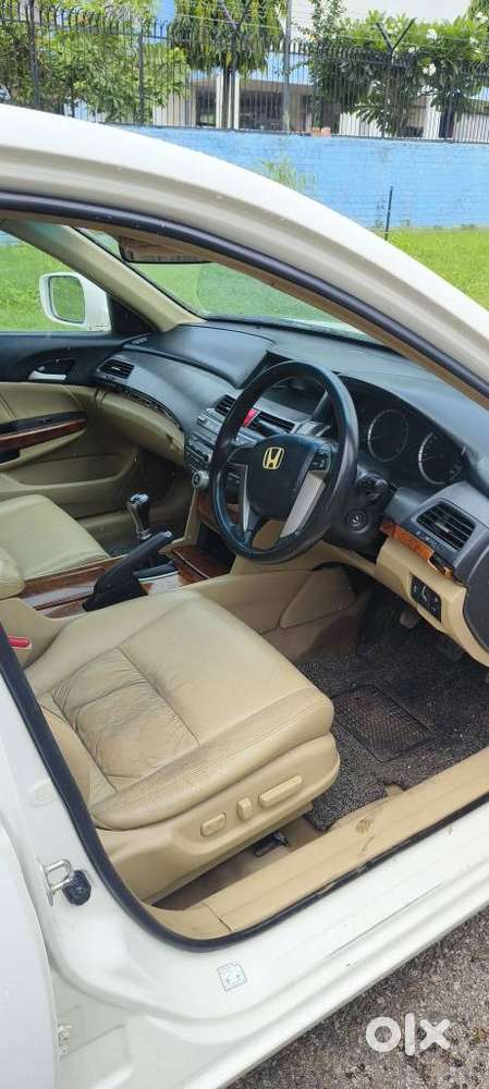 Honda Accord 2.4 Manual, 2012, Petrol