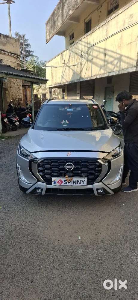 Nissan Magnite 2025 Petrol Well Maintained