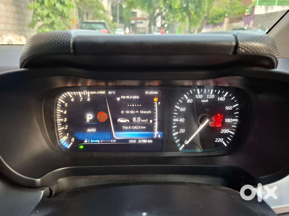 Tata Altroz Xz Plus (s), 2023, Petrol